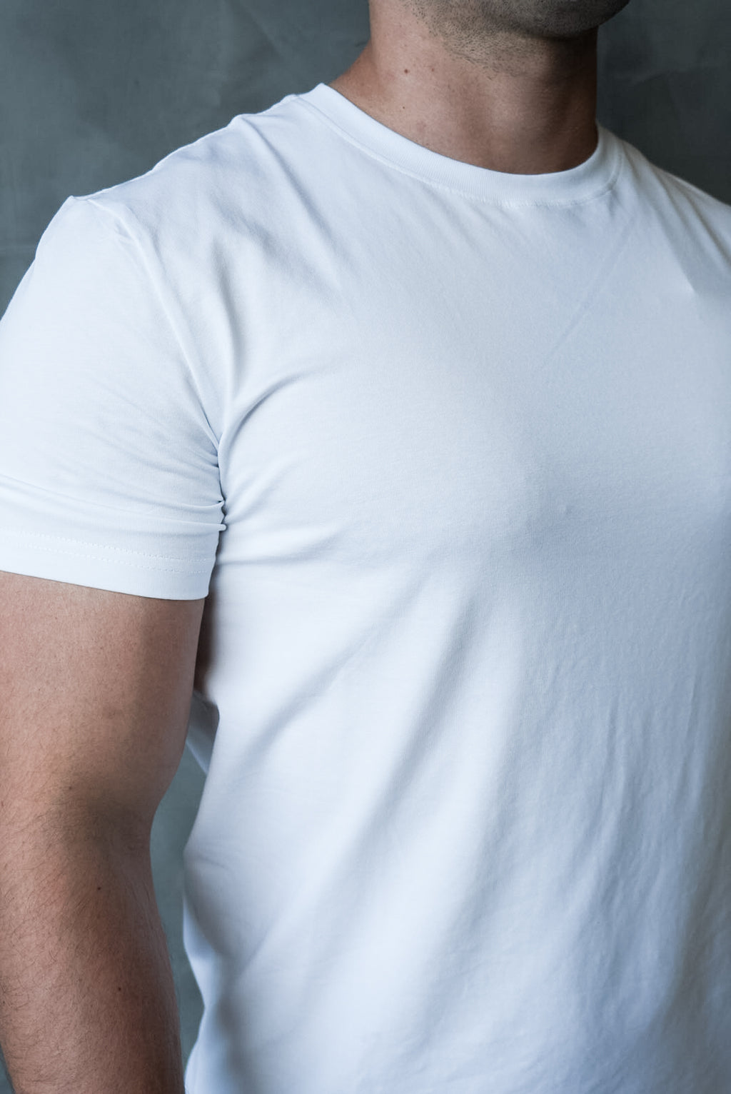 Camiseta Slim Essential Branca